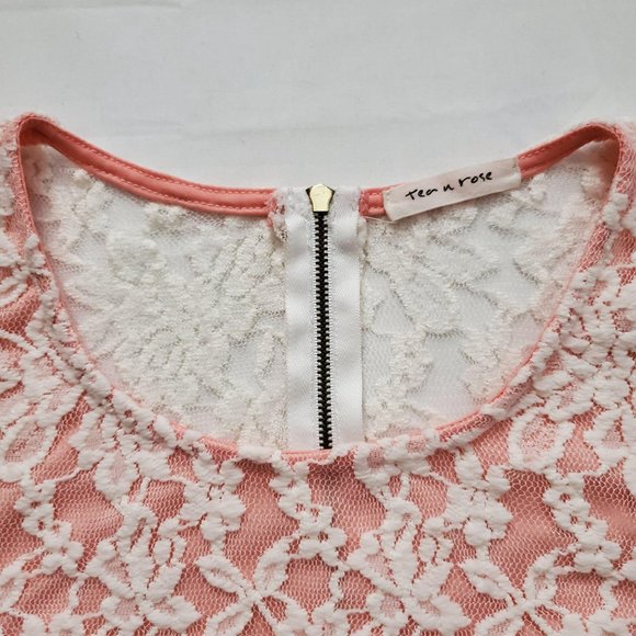 Tea N Rose Women’s White Lace Lined Pink/Coral Sleeveless Tank Top Medium - Picture 9 of 15